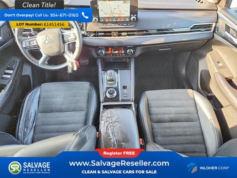 Used 2024 Mitsubishi Outlander SE FWD image 11