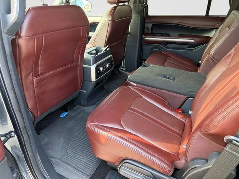 Used 2022 Ford Expedition Limited AWD/4WD image 15