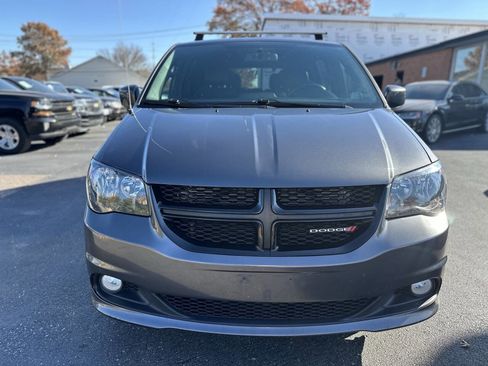 Used 2017 Dodge Grand Caravan SXT w/ Blacktop Package image 2