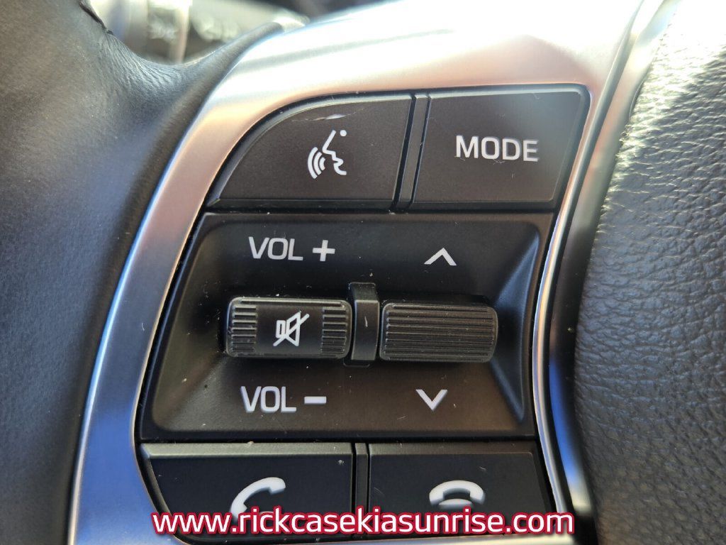Used 2018 Hyundai Sonata Limited FWD image 27