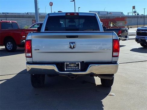 Used 2016 RAM 1500 Classic SLT image 6