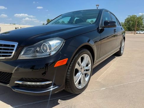 Used 2012 Mercedes-Benz C 300 4MATIC Sedan w/ Premium 1 Pkg image 10