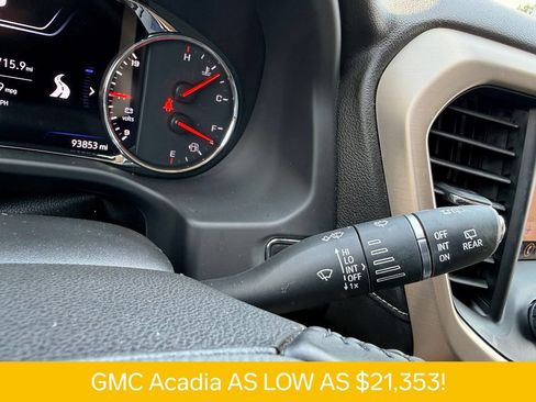 Used 2020 GMC Acadia Denali w/ Technology Package FWD image 32