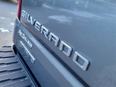 Used 2021 Chevrolet Silverado 1500 LT image 9