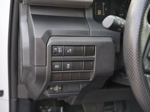 Used 2025 Toyota Tacoma SR RWD image 15