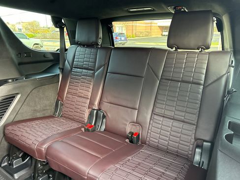 Used 2023 Cadillac Escalade Sport Platinum w/ LPO, ONYX Package image 49