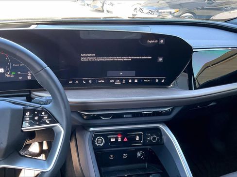 Certified 2025 Audi Q5 Premium Plus w/ Premium Plus image 6