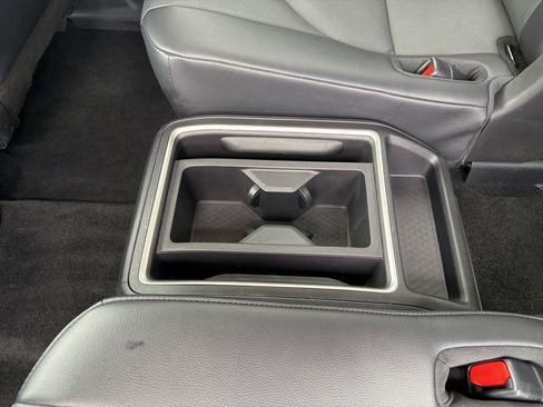 Used 2025 Toyota Grand Highlander XLE image 30