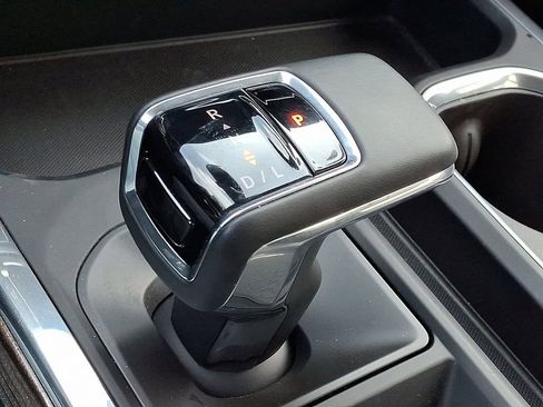 Used 2024 Chevrolet Silverado 1500 RST w/ Convenience Package II image 16