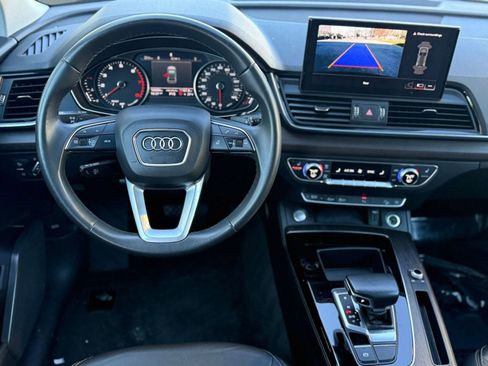Used 2021 Audi Q5 Premium w/ Convenience Package image 30