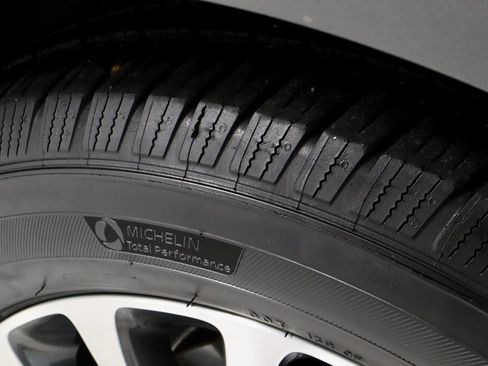 Used 2021 Lincoln Aviator Reserve w/ Elements Package Plus image 22