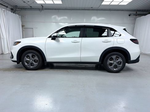 Certified 2026 Honda HR-V LX image 11