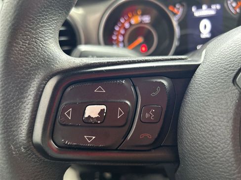 Used 2019 Jeep Wrangler Unlimited Sport image 31