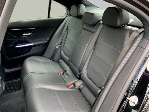 Used 2022 Mercedes-Benz C 300 4MATIC Sedan image 21