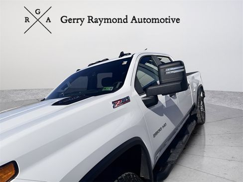 Used 2025 Chevrolet Silverado 2500 Custom w/ Custom Value Package image 14