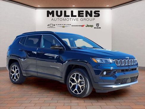 New 2026 Jeep Compass Limited image 3