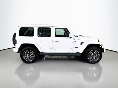 Used 2024 Jeep Wrangler High Altitude AWD/4WD image 4
