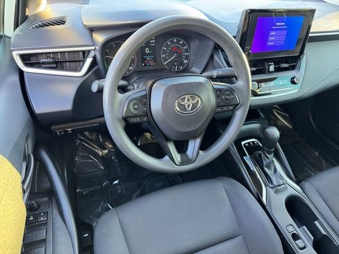 Used 2024 Toyota Corolla LE image 25