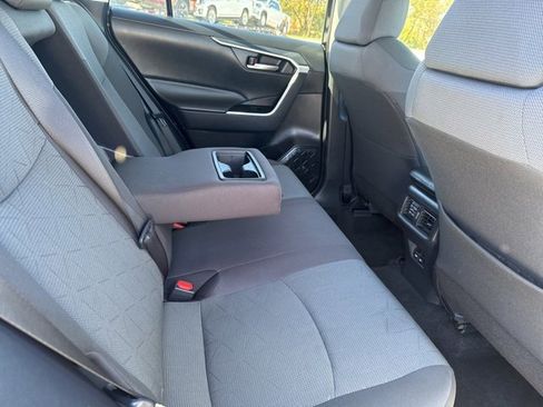 Used 2024 Toyota RAV4 XLE image 16
