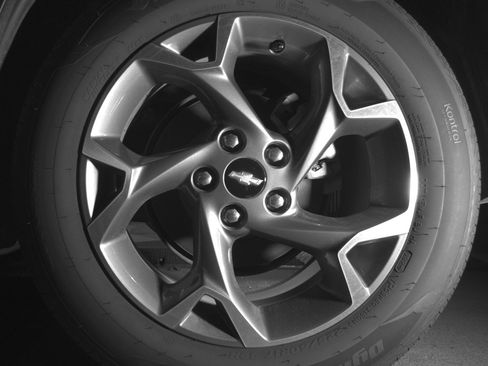 Used 2025 Chevrolet Trax LT FWD image 14