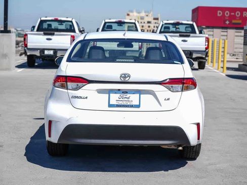 Used 2024 Toyota Corolla LE FWD image 7