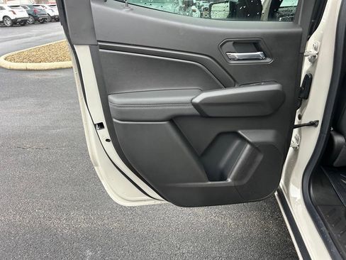 New 2026 GMC Canyon Elevation w/ Convenience Package image 7