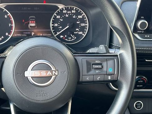 Used 2023 Nissan Rogue SV image 21