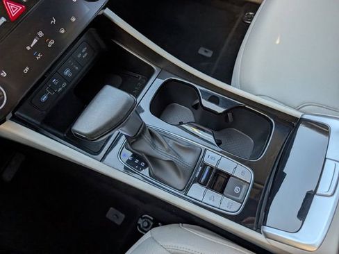 Used 2025 Hyundai Tucson SEL image 17