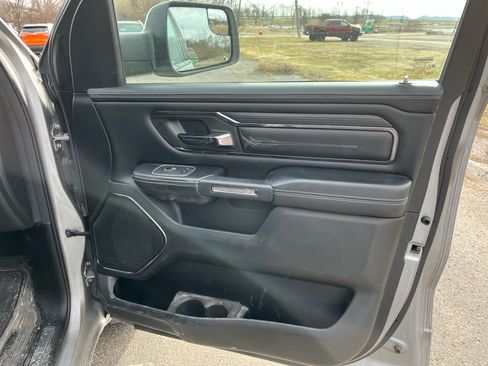 Used 2022 RAM 1500 Limited AWD/4WD image 19