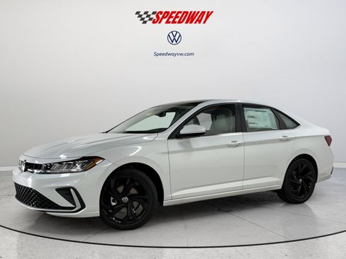 New 2026 Volkswagen Jetta SE image 3