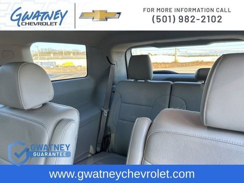 Used 2020 GMC Acadia SLT image 25