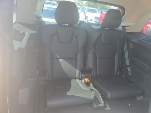 Used 2024 Volvo XC90 T8 Ultimate w/ Protection Package Premier AWD/4WD image 5