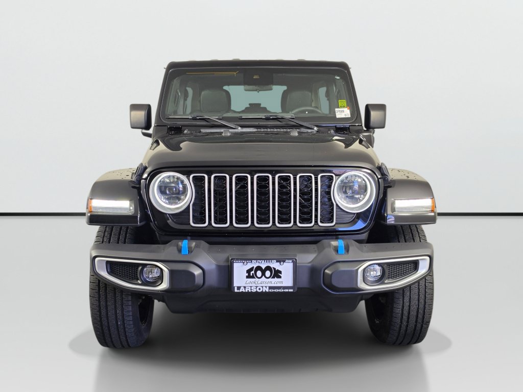 Used 2024 Jeep Wrangler Unlimited Sahara AWD/4WD image 9