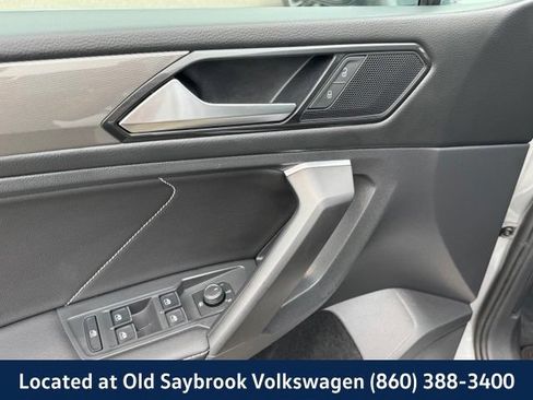 Used 2022 Volkswagen Tiguan SE AWD/4WD image 28