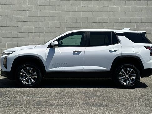 Used 2026 Chevrolet Equinox LT FWD image 7