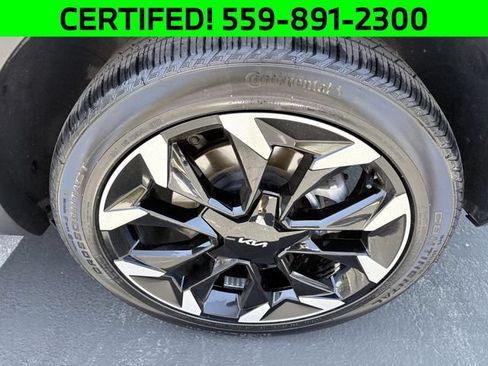 Certified 2025 Kia Sorento EX w/ Panoramic Sunroof Package FWD image 24