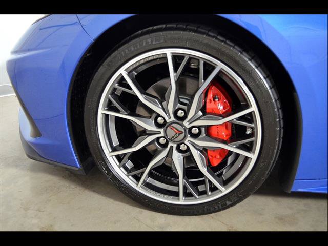 Used 2023 Chevrolet Corvette Stingray Preferred Cpe w/ Body-Color Dual Roof Package RWD image 8