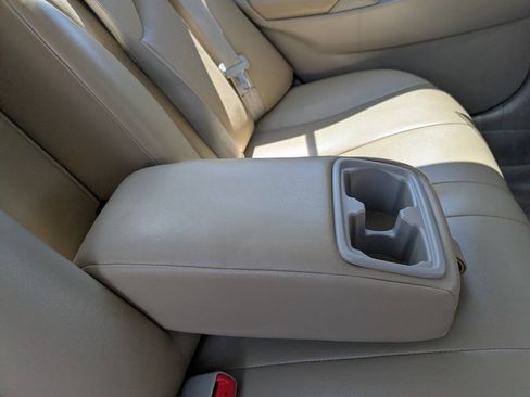 Used 2007 Toyota Camry Hybrid FWD image 15