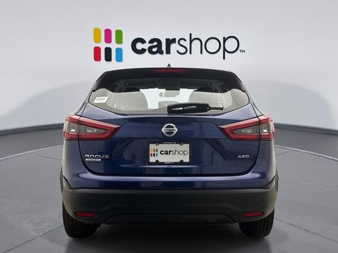 Used 2020 Nissan Rogue Sport S image 4