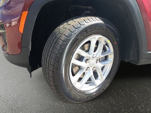New 2026 Jeep Grand Cherokee Laredo X RWD image 31