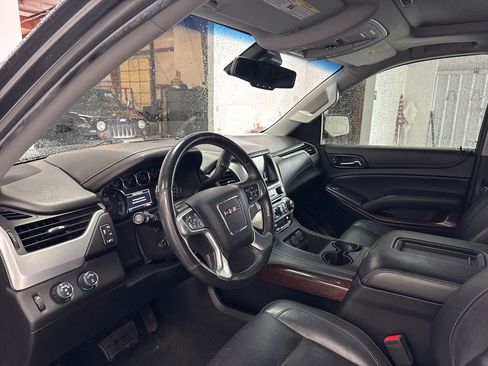 Used 2018 GMC Yukon SLT image 8