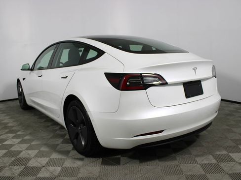 Used 2021 Tesla Model 3 Standard Range Plus image 29
