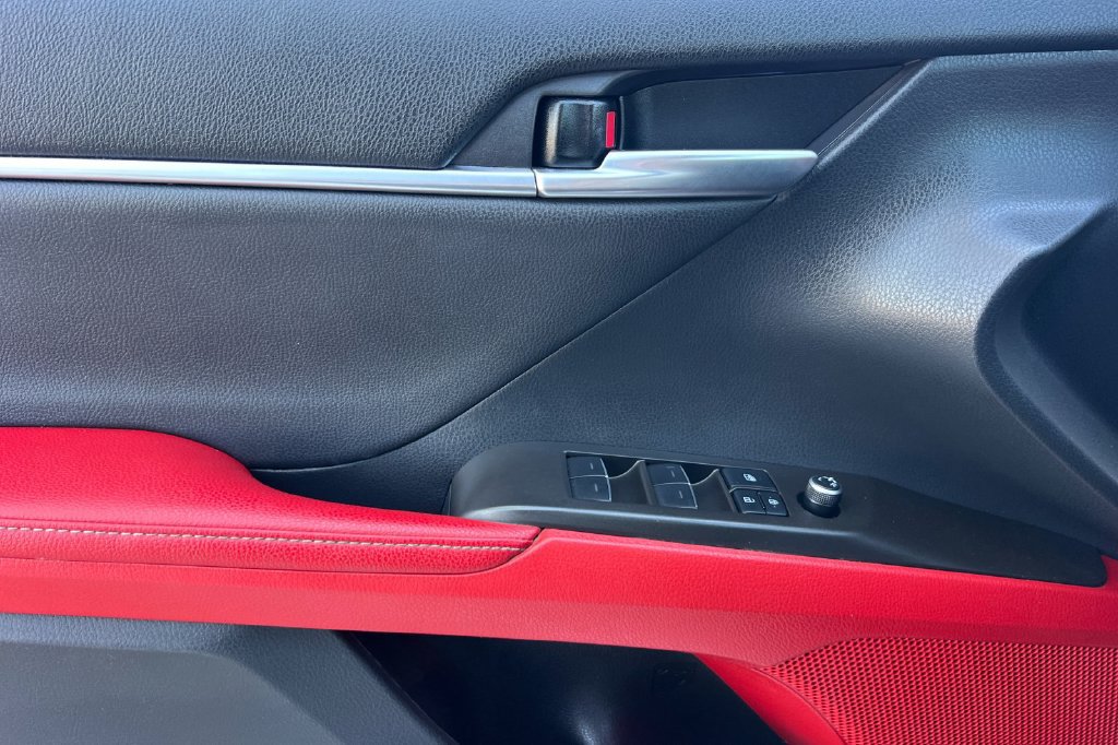 Certified 2021 Toyota Camry XSE FWD image 14