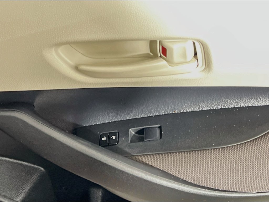 Used 2026 Toyota Corolla LE FWD image 28