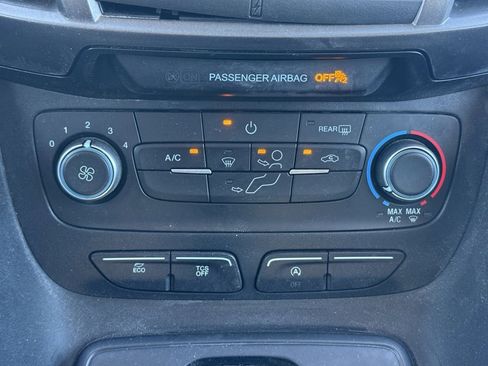 Used 2020 Ford Transit Connect XL image 9