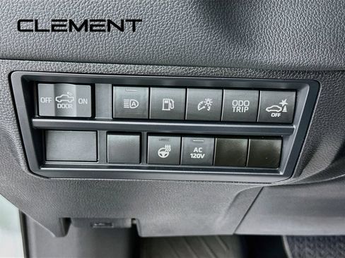 Used 2024 Toyota Tundra Limited AWD/4WD image 14
