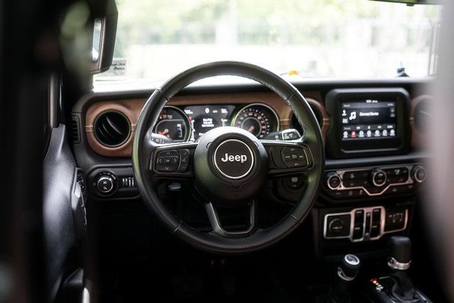 Used 2021 Jeep Gladiator Sport AWD/4WD image 26