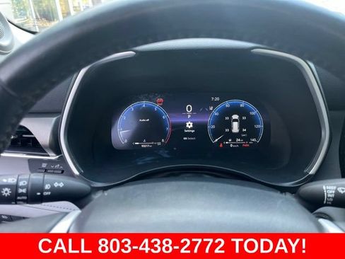 Used 2023 Toyota Highlander Limited FWD image 21
