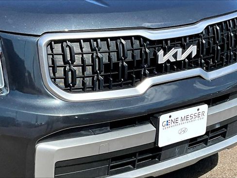 Used 2023 Kia Telluride LX image 55