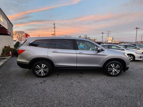 Used 2017 Honda Pilot EX-L image 8